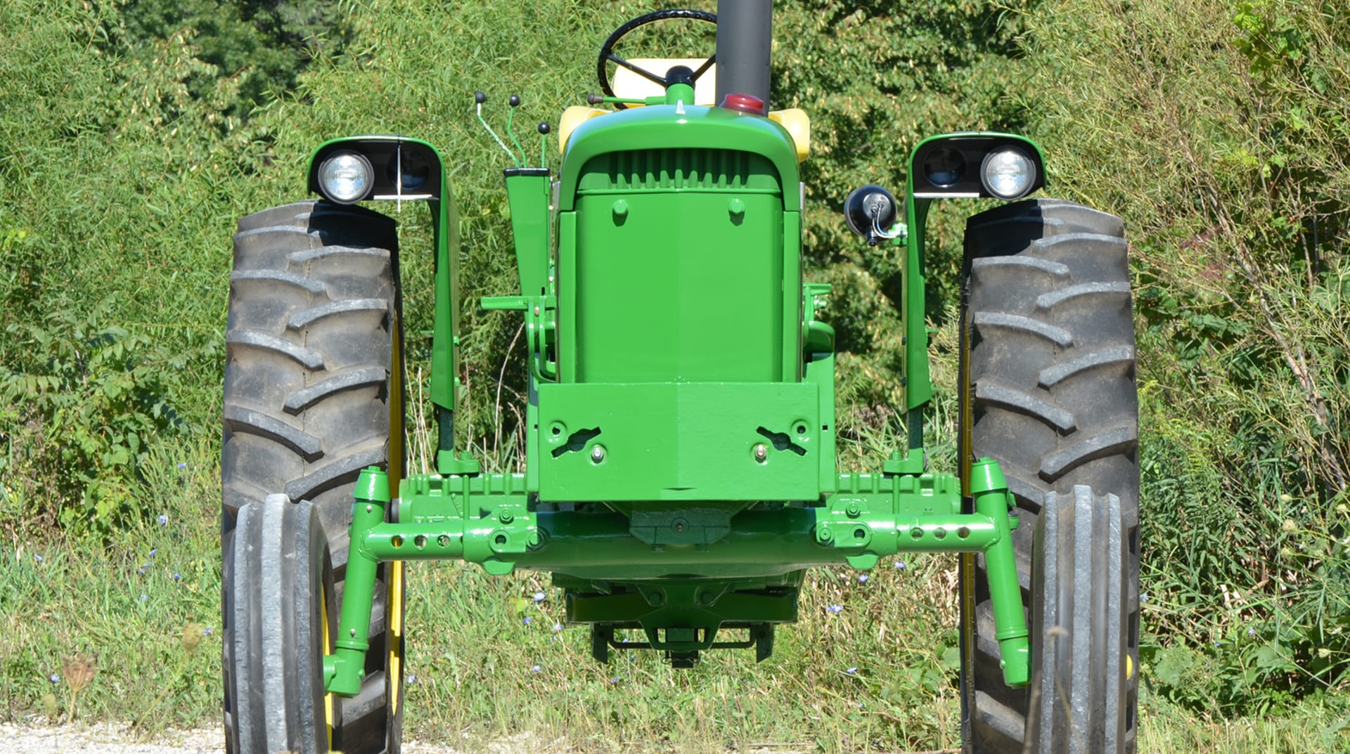 1971 John Deere 2520 at Davenport 2016 as S5 Mecum Auctions