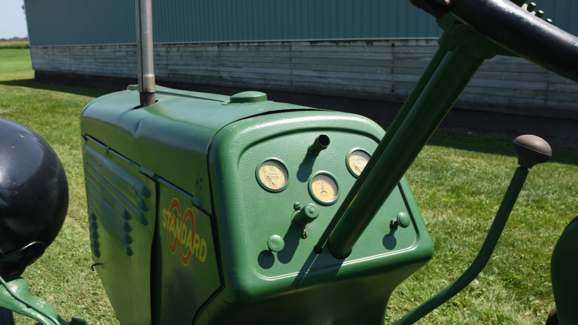 Oliver 60 Standard at Gone Farmin' Iowa Premier 2018 as T45 Mecum Auctions