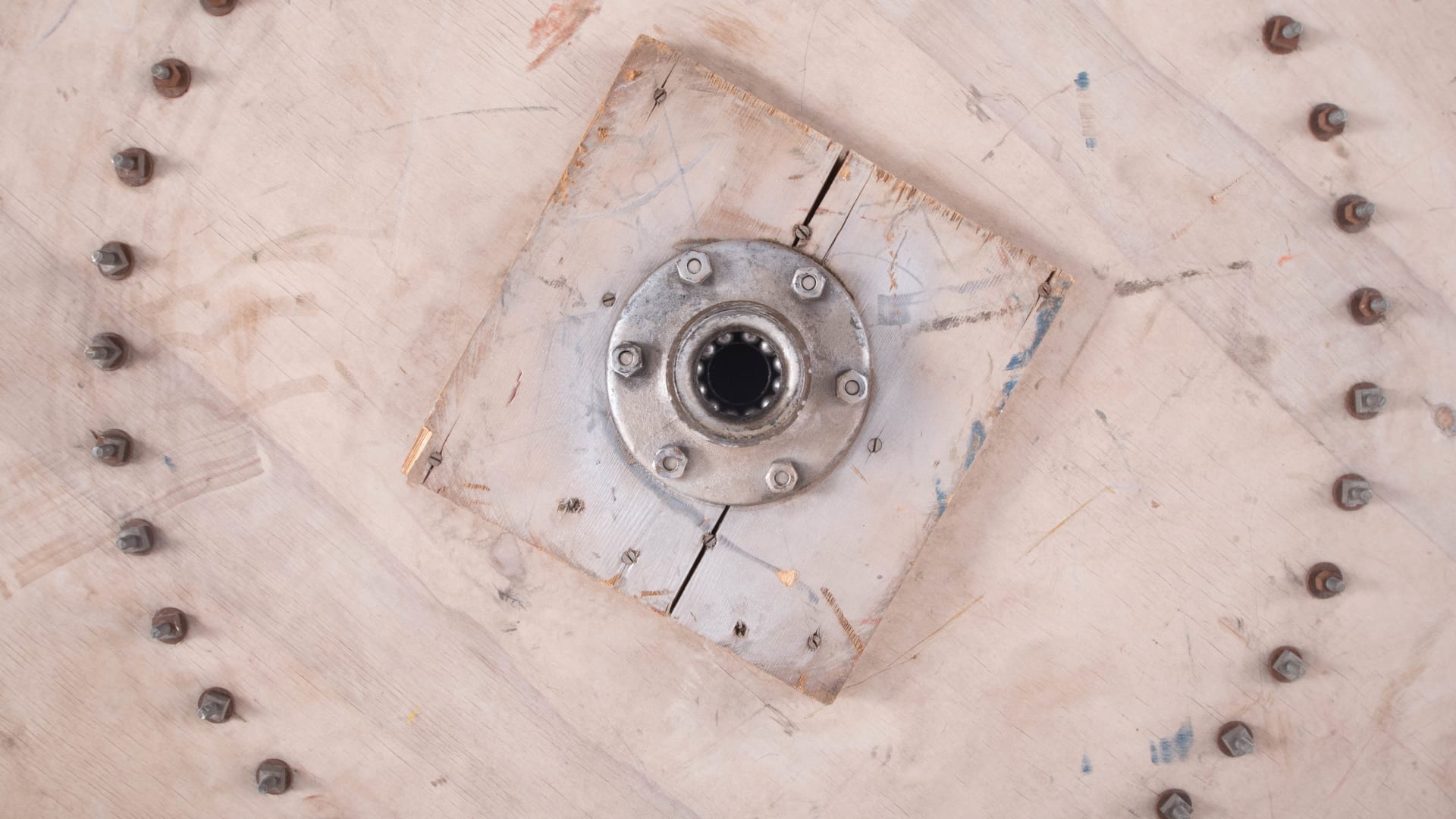 Raffle Wheel at Gone Farmin' Fall Premier 2020 as H201 Mecum Auctions