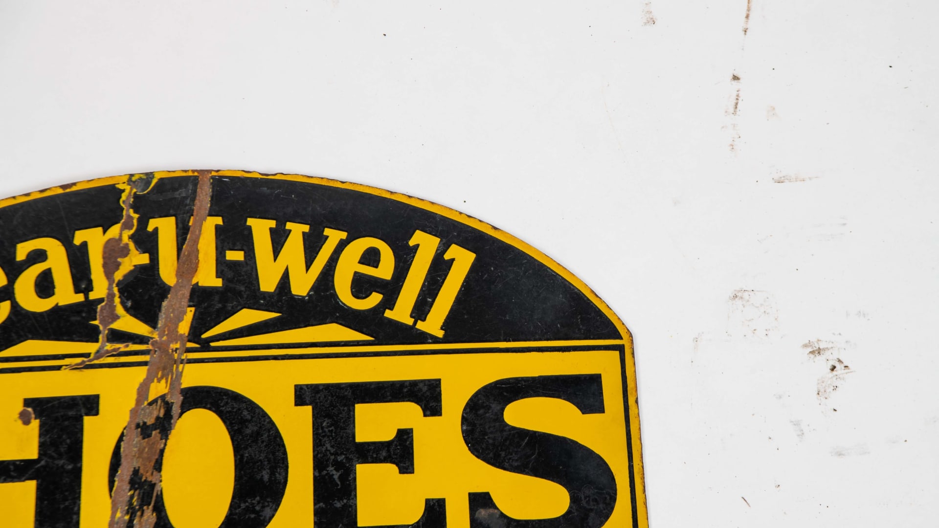 WearUWell Shoes Porcelain Flange Sign at Gone Farmin' Fall Premier