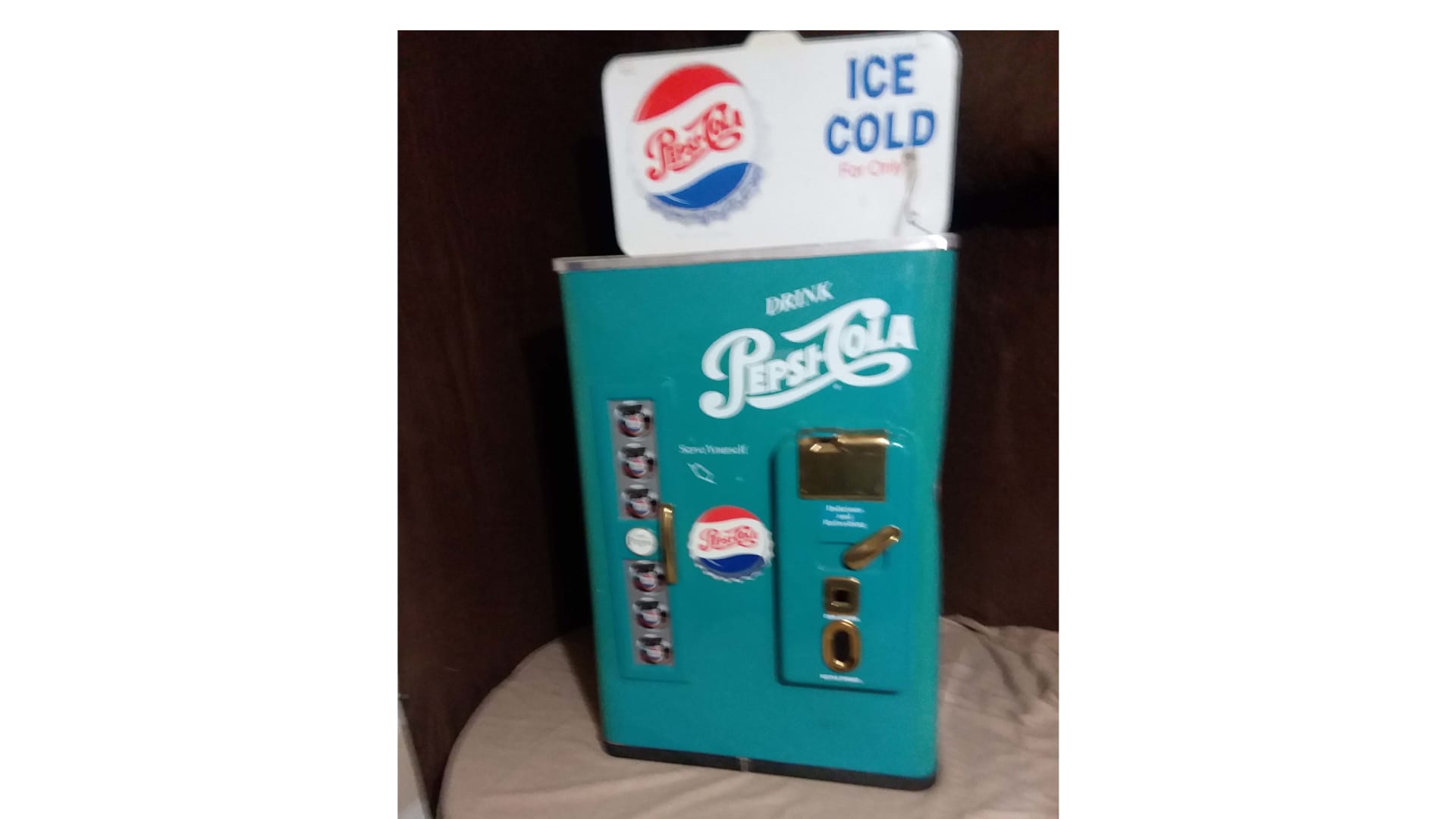 PepsiCola CoinOperated Machine at Gone Farmin' Fall Premier 2021 as
