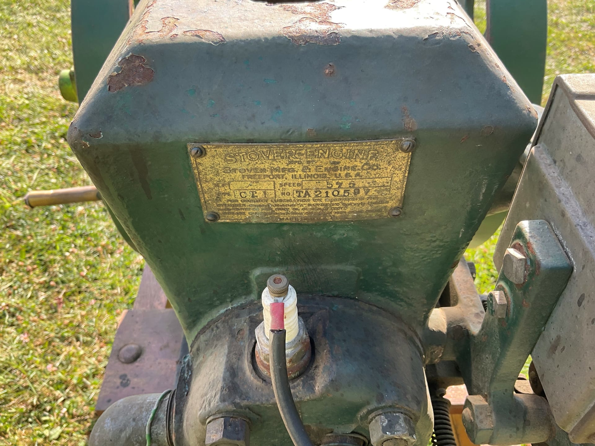 Stover 1.5 HP Engine at Gone Farmin' Fall Premier 2022 as F255 Mecum