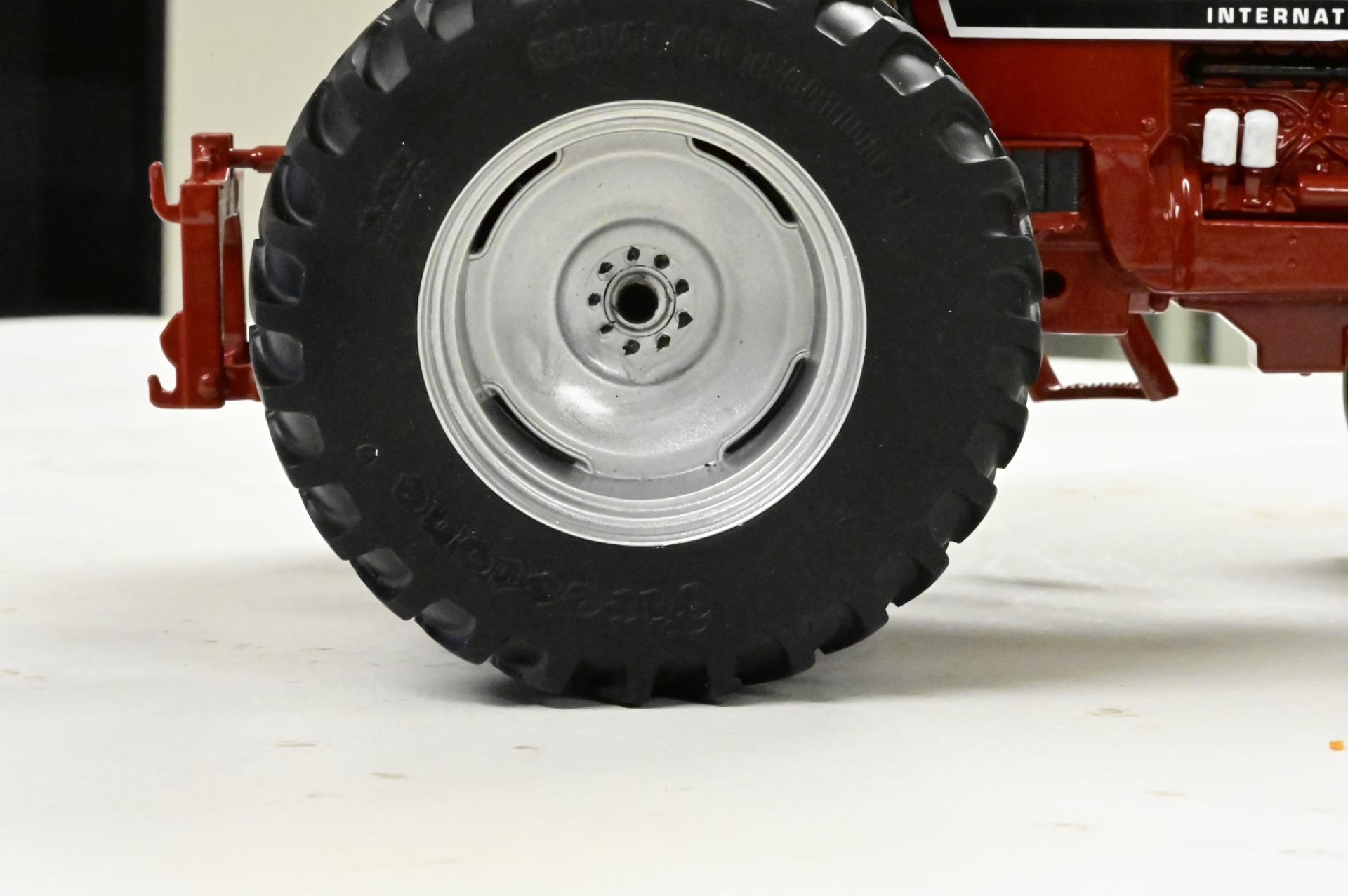 1:16 Scale International Black Stripe 1466 Custom Tractor at Schaaf ...