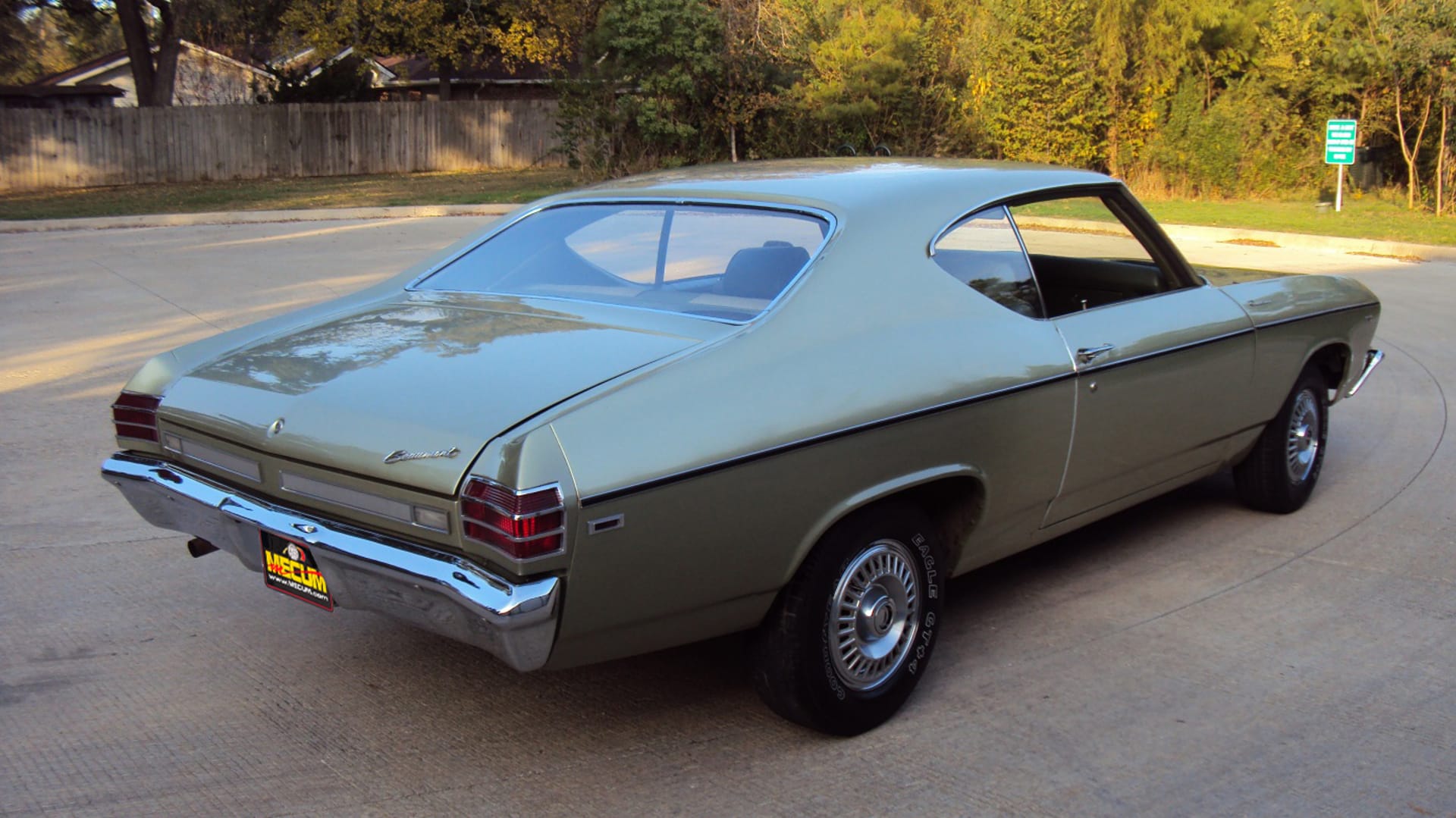1969 Pontiac Beaumont 2Door Hardtop at Houston 2012 as F98 Mecum