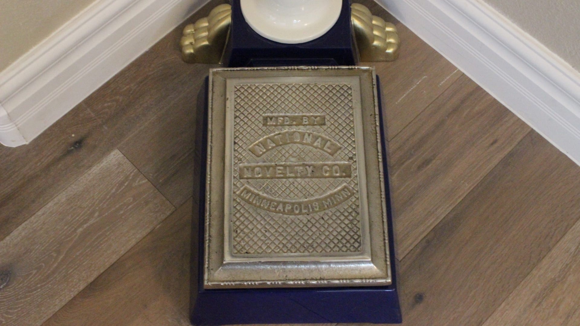 National Novelty Co. Restored Scale at Las Vegas Motorcycles June 2018