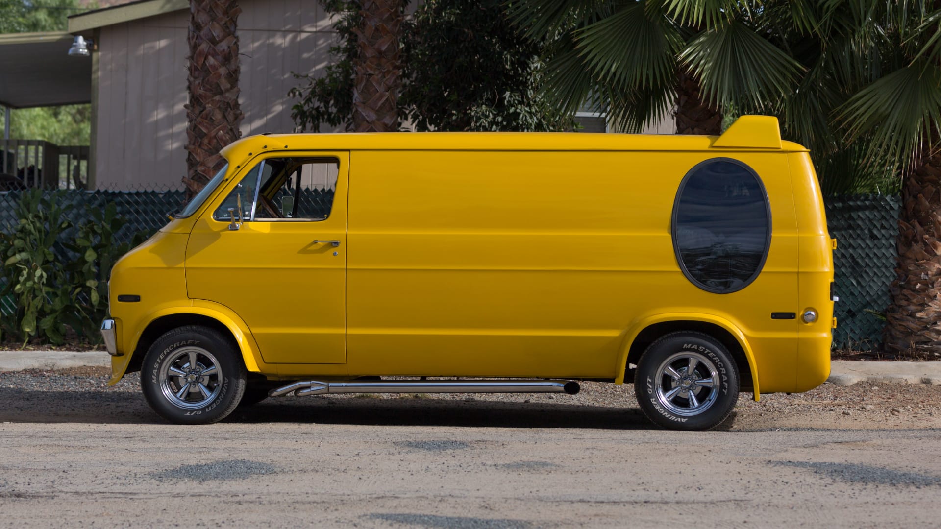 1977 Dodge Custom Van at Las Vegas 2017 as T104.1 - Mecum Auctions