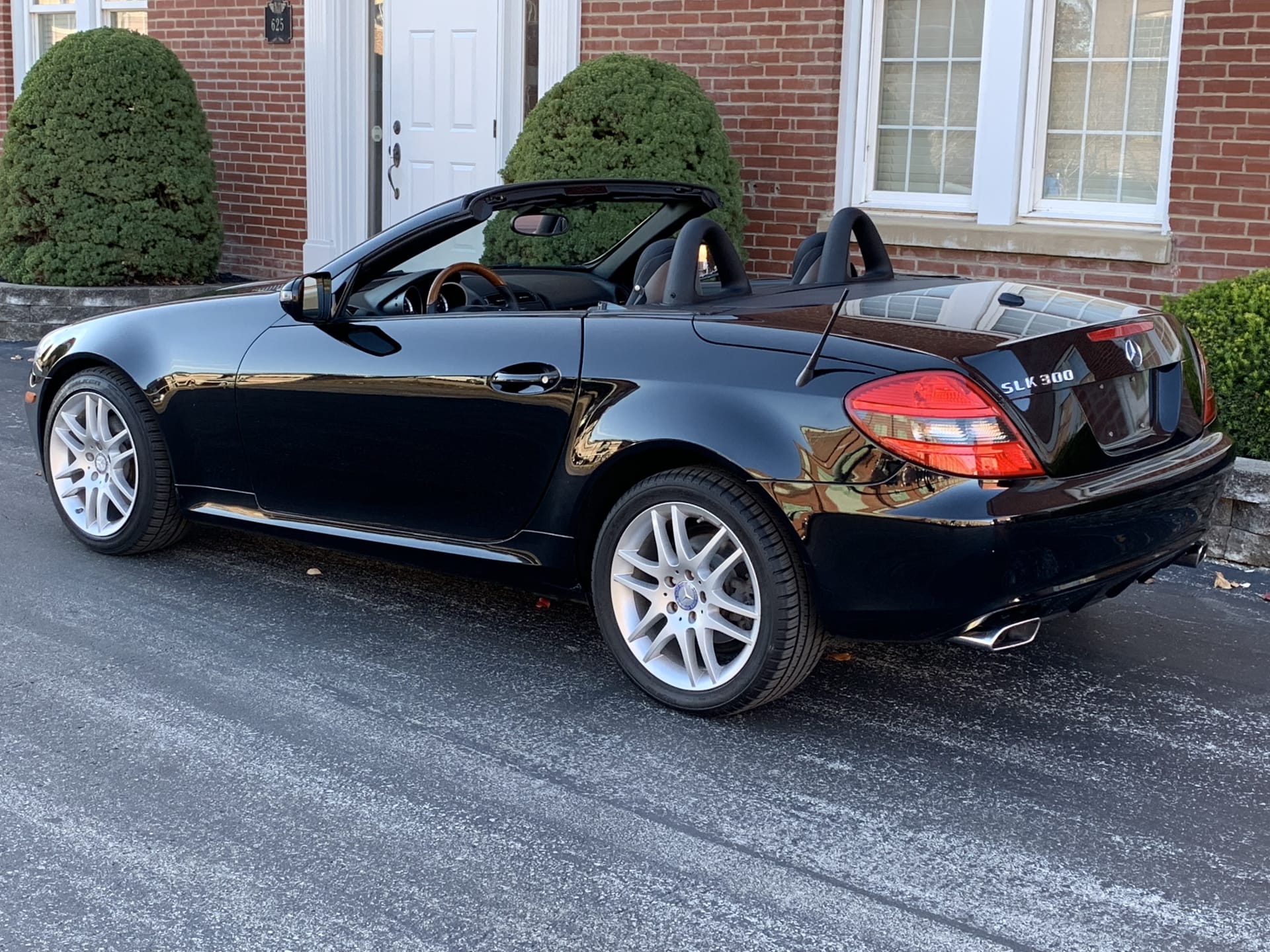 2009 MercedesBenz SLK300 at Las Vegas 2018 as F136 Mecum Auctions