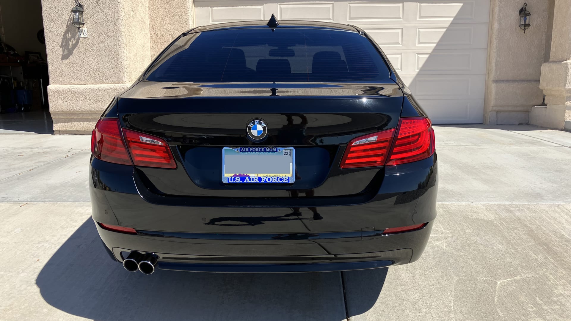 2011 BMW 528i Sedan at Las Vegas 2022 as T63 Mecum Auctions