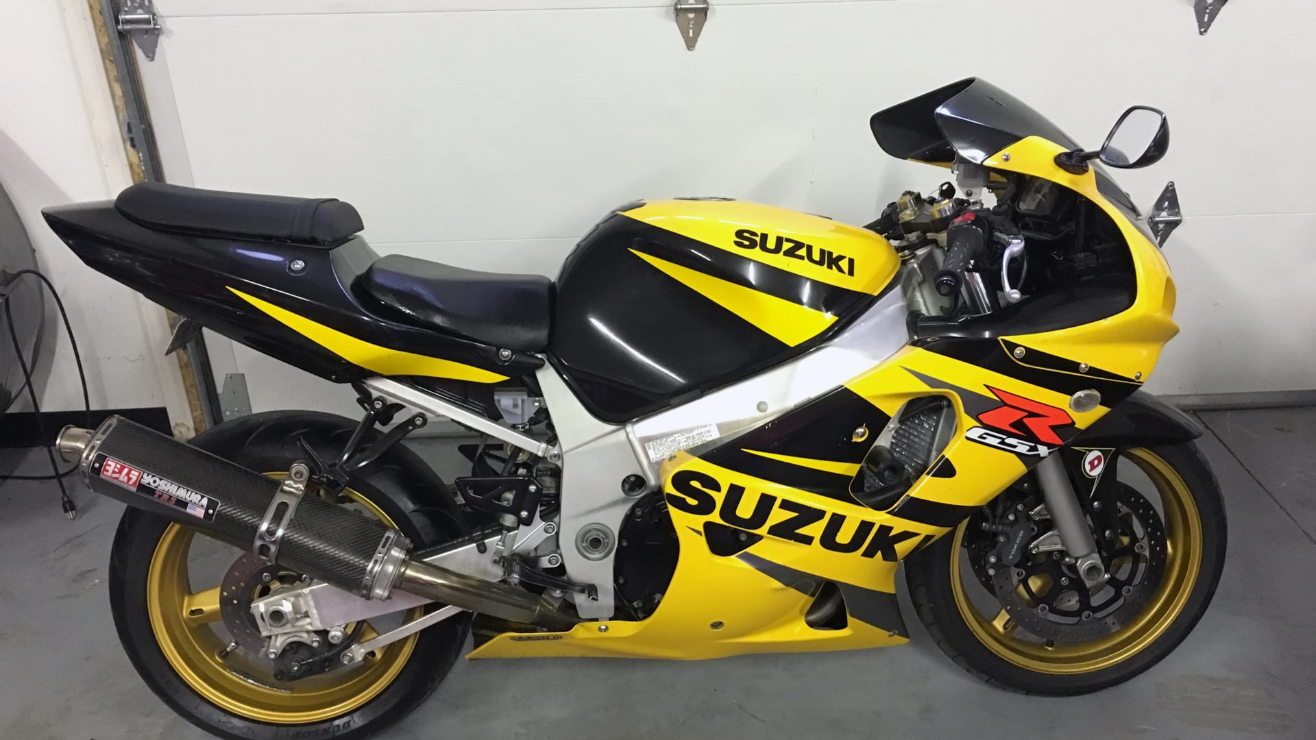 2003 Suzuki GSXR 600 at Las Vegas Motorcycles 2016 as T126 Mecum Auctions
