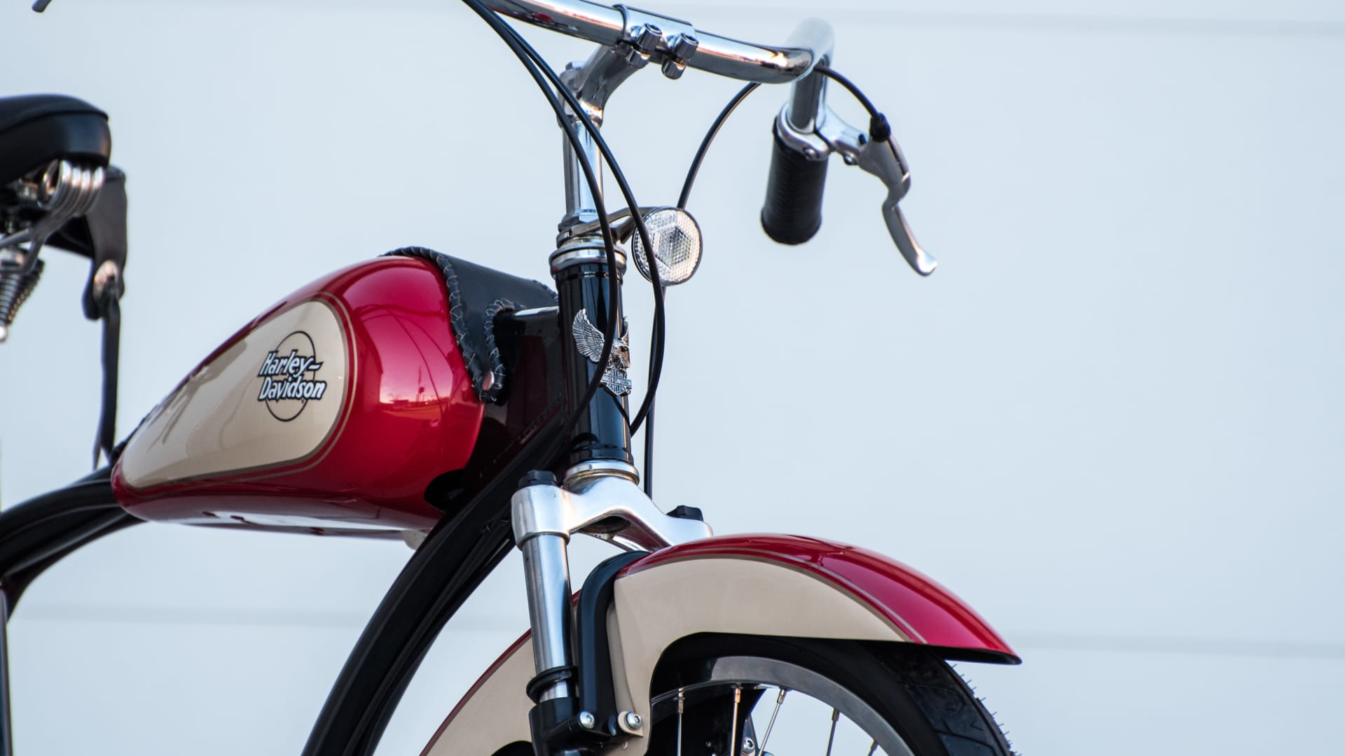 HarleyDavidson Pedal Bike at Las Vegas Motorcycles 2017 as K70 Mecum