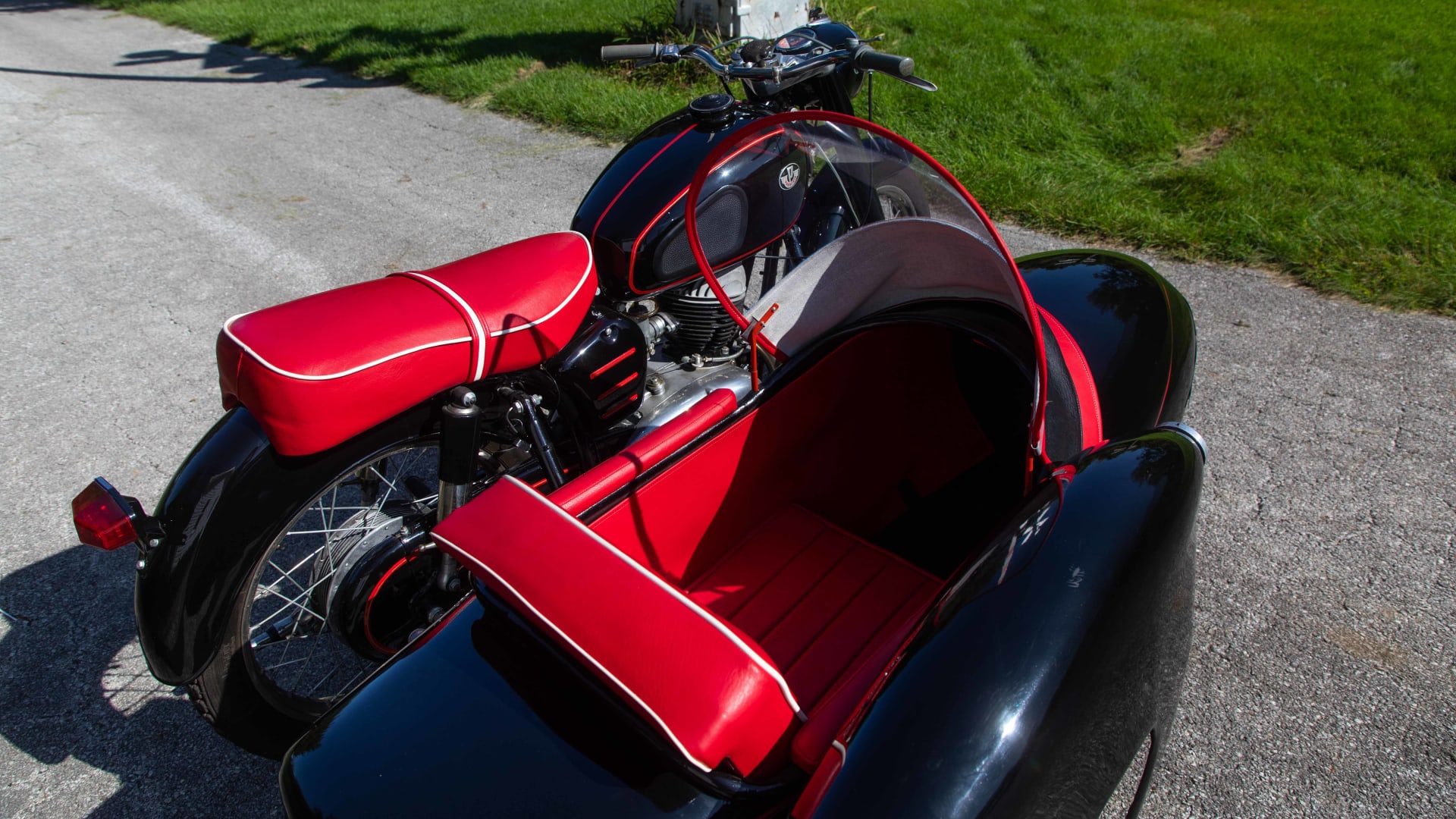pannonia sidecar