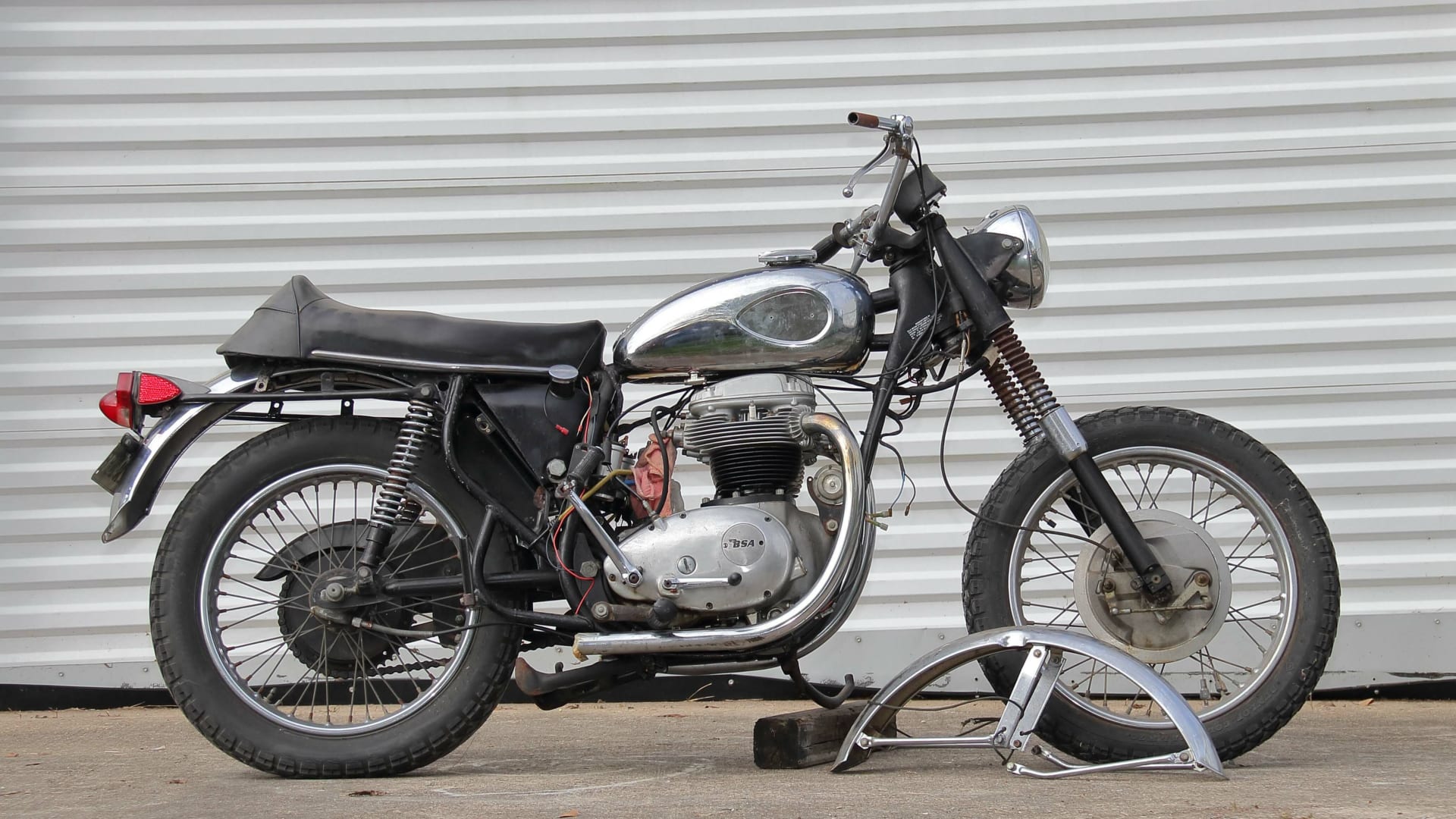 1967 BSA Thunderbolt Parts Bike at Las Vegas Motorcycles 2022 as G13