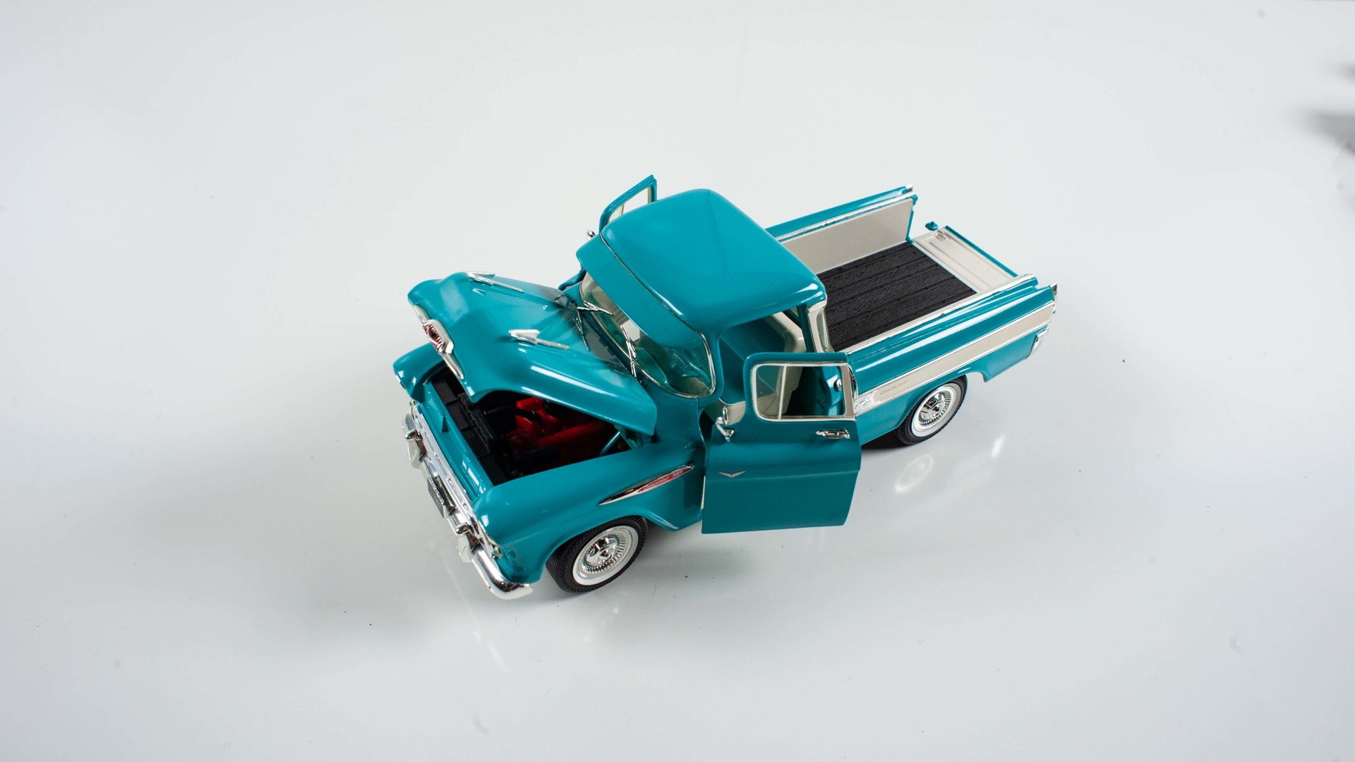 Assorted Scale Model DieCast Trucks Lot Of 17 at The Eddie Vannoy