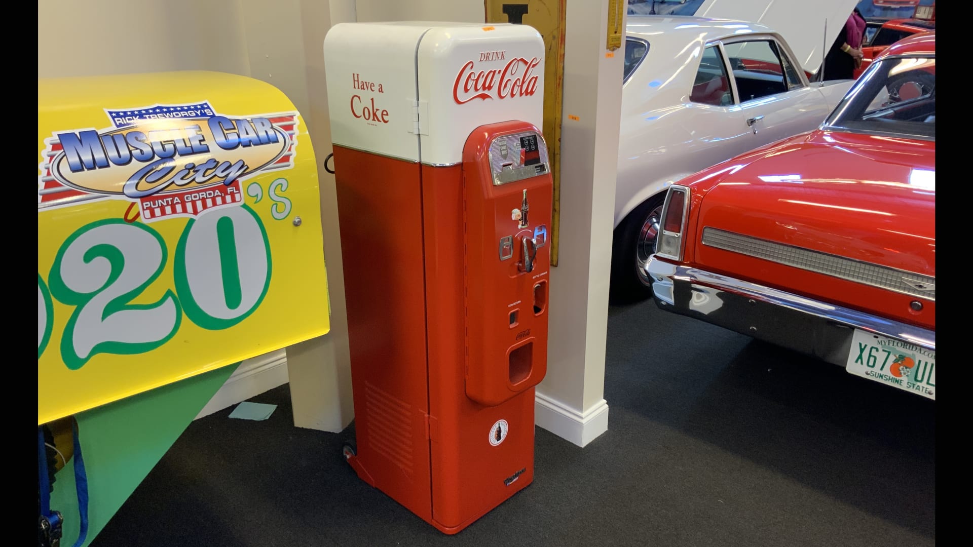 Coca-Cola Coin-Operated Vending Machine at Punta Gorda 2021 as H192 ...