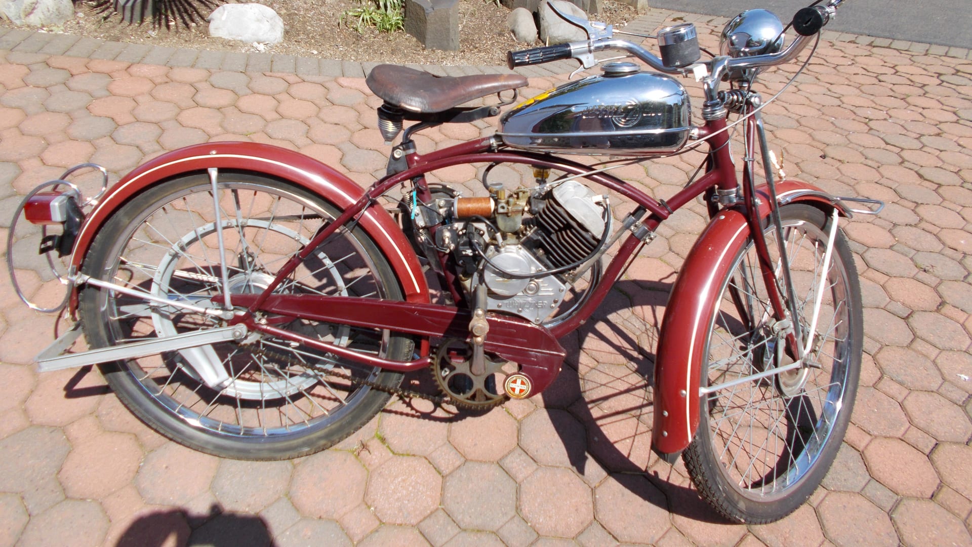 1948 Whizzer at Portland 2018 as F49 Mecum Auctions