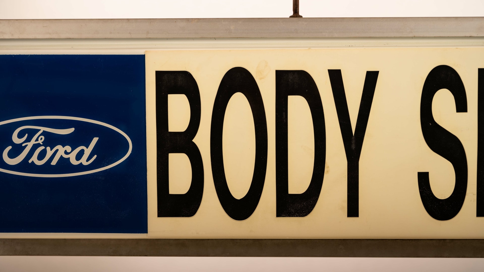 Ford Body Shop DoubleSided Plastic LightUp Sign at Indy Road Art 2022 as M292 Mecum Auctions