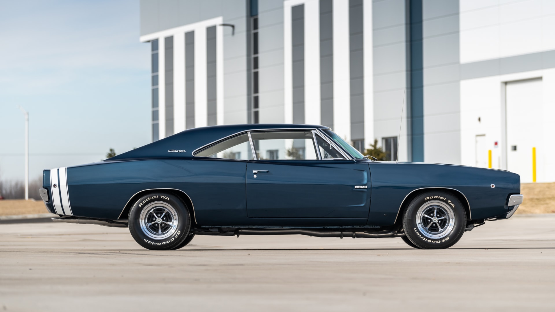 1968 Dodge Hemi Charger R/T at Indy 2020 as T166 - Mecum Auctions