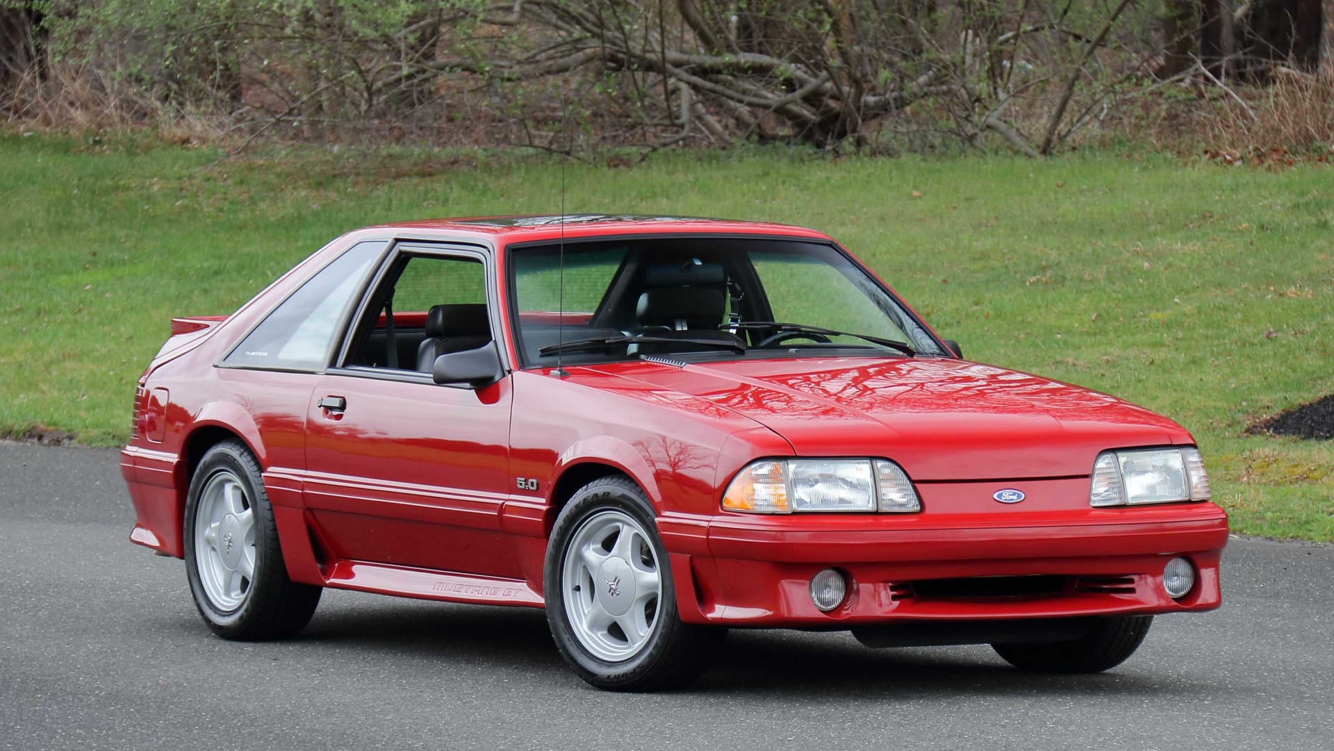 1989 Ford Mustang GT at Indy 2021 as T150 - Mecum Auctions