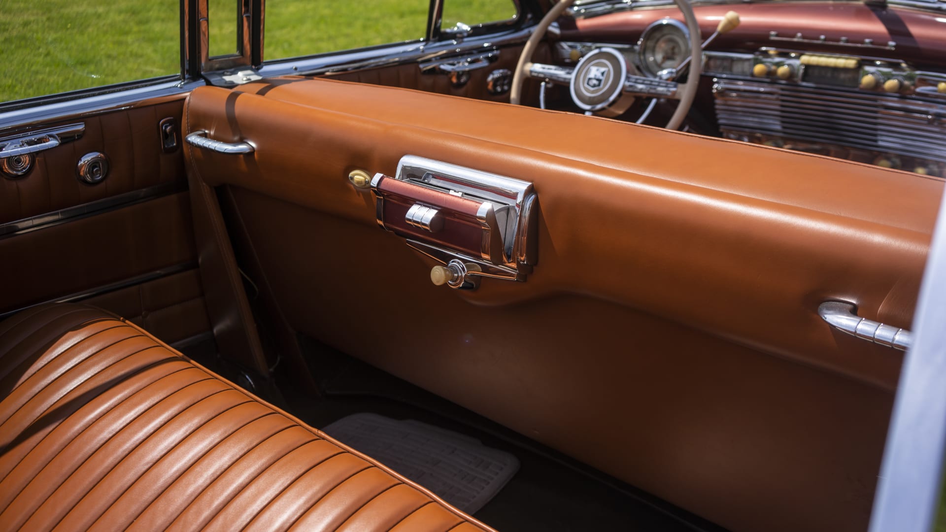 1949 Kaiser Deluxe Convertible Sedan