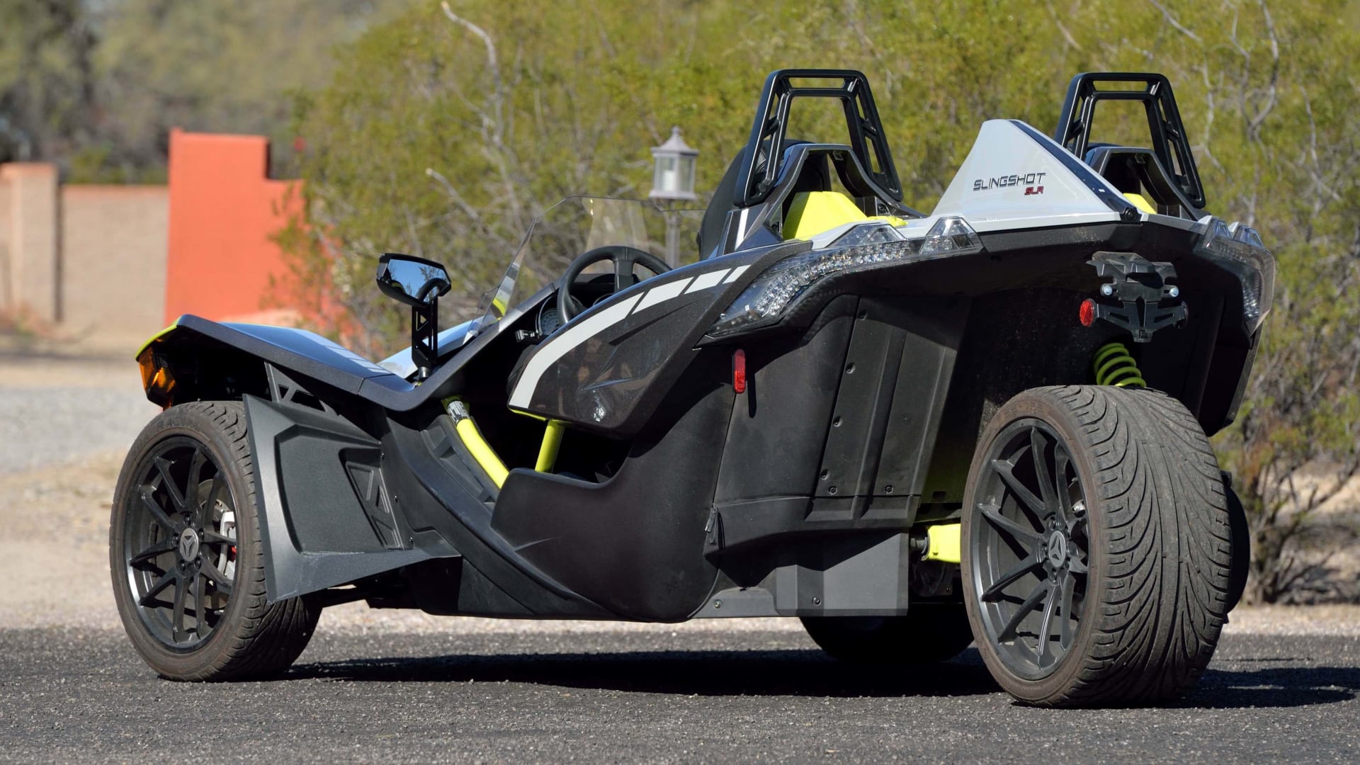 2018 Polaris Slingshot SLR at Glendale 2023 as F81 Mecum Auctions