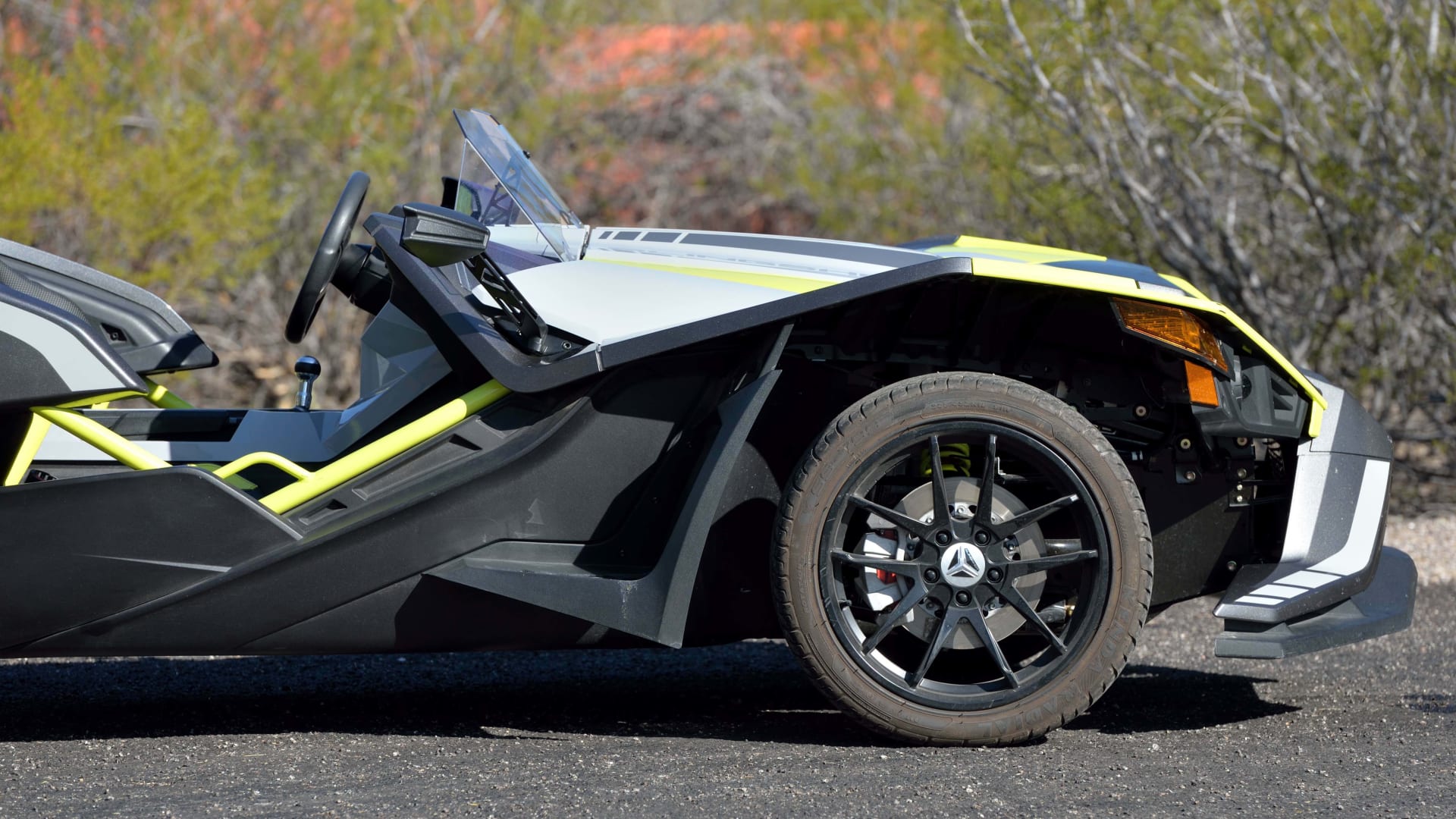 2018 Polaris Slingshot SLR at Glendale 2023 as F81 Mecum Auctions