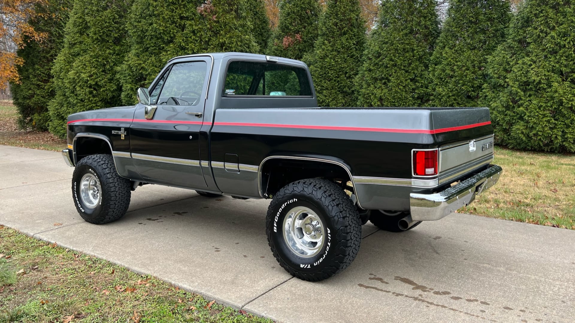 1986 Chevrolet K10 Pickup at Houston 2023 as F170 Mecum Auctions
