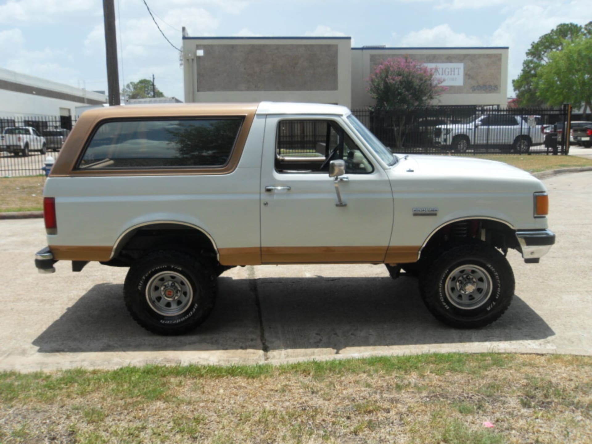 1988 FORD BRONCO FOR SALE IN TEXAS visual data 6