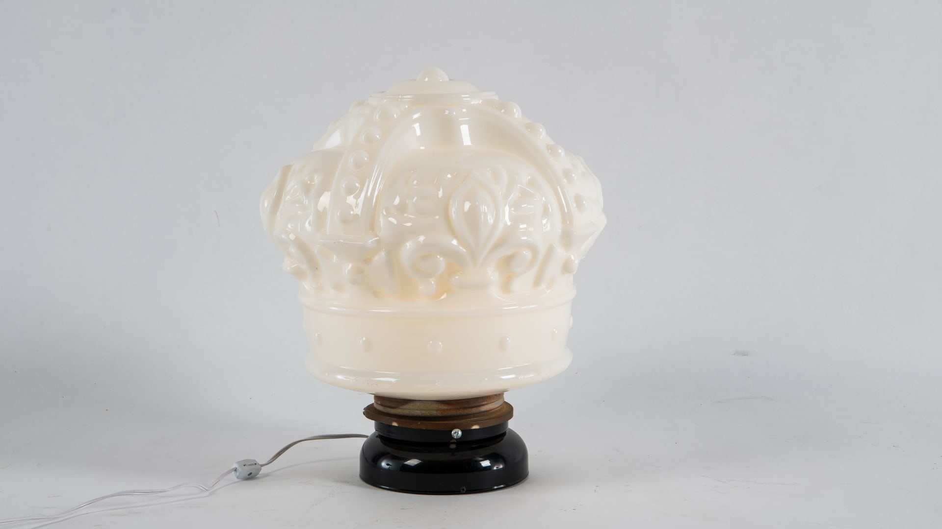 1940s1950s Standard White Crown Milk Glass Gas Pump Globe at Indy 2023