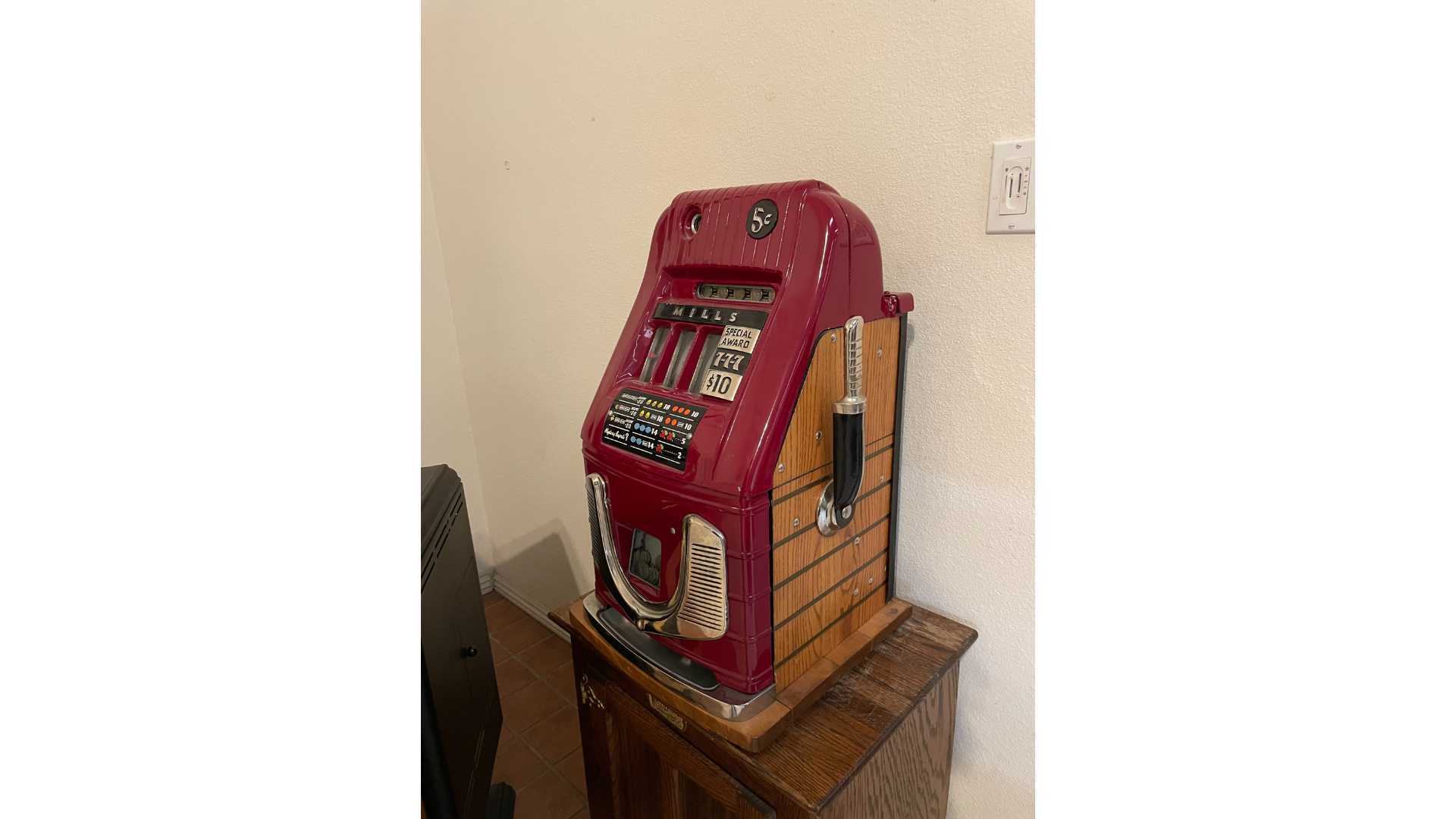 Mills Slot Machine at Glendale 2023 as Z405 Mecum Auctions