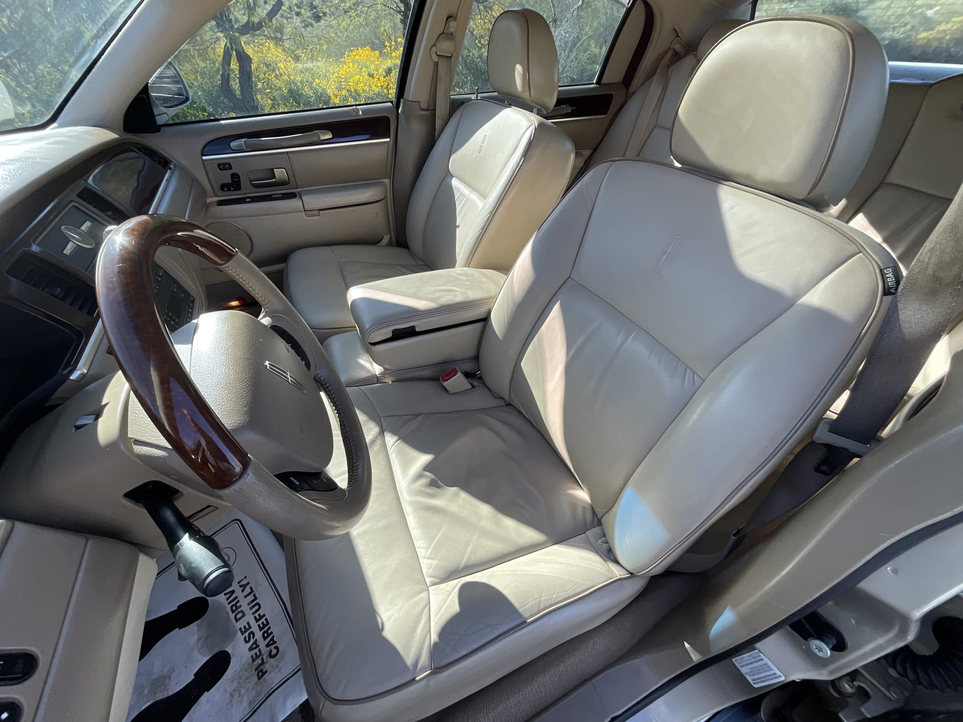 2006 Lincoln Town Car Designer Edition at Glendale 2023 as G138.1