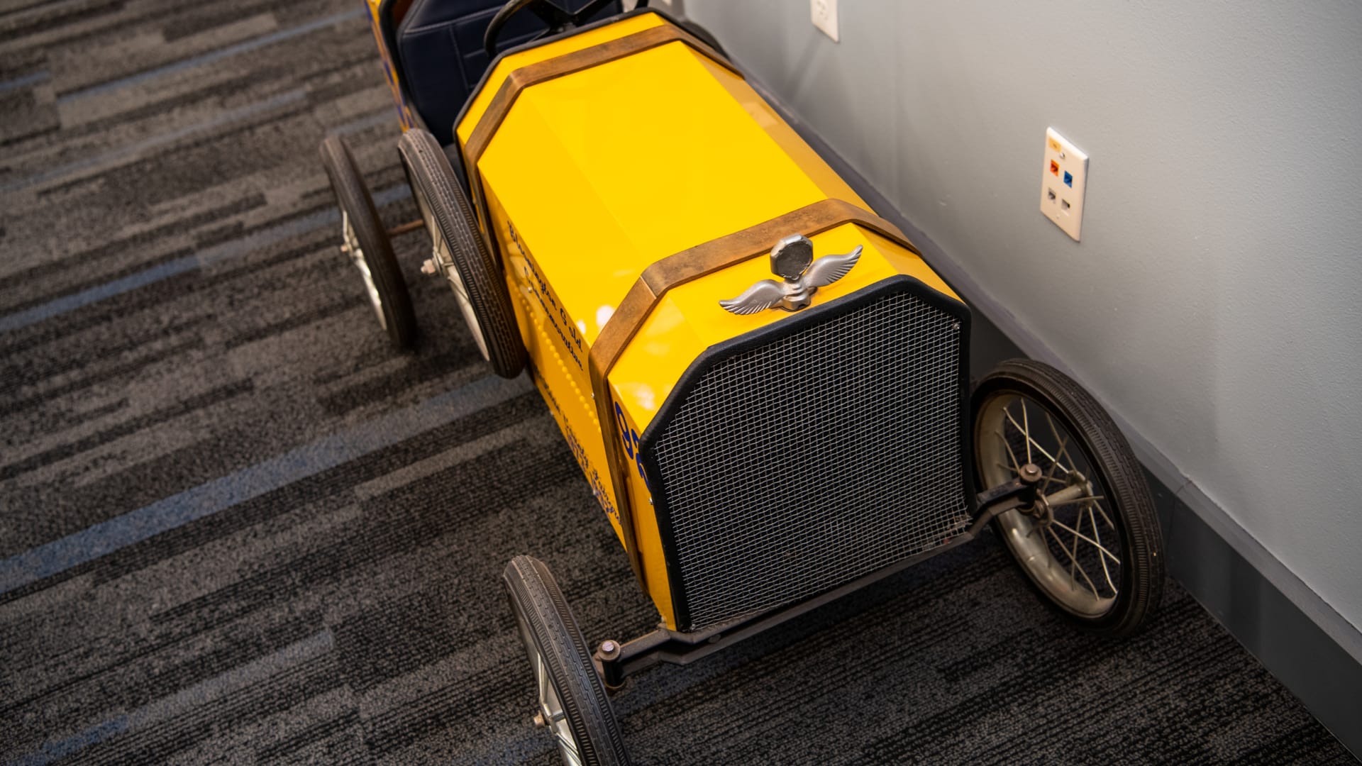 Bloomington Gold Commemorative Pedal Car at The World’s Largest Road Art Auction 2023 as X615