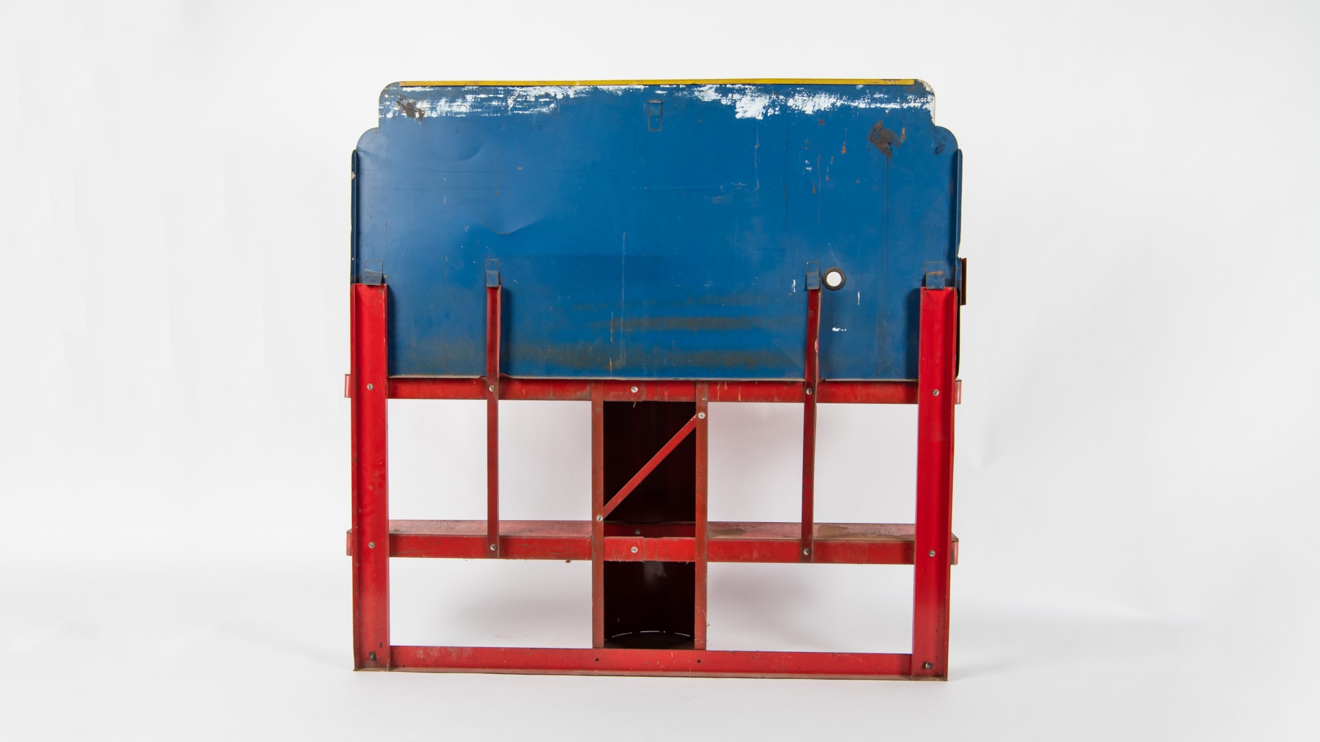 Autolite Battery Display Rack at Indy 2023 as M26 - Mecum Auctions