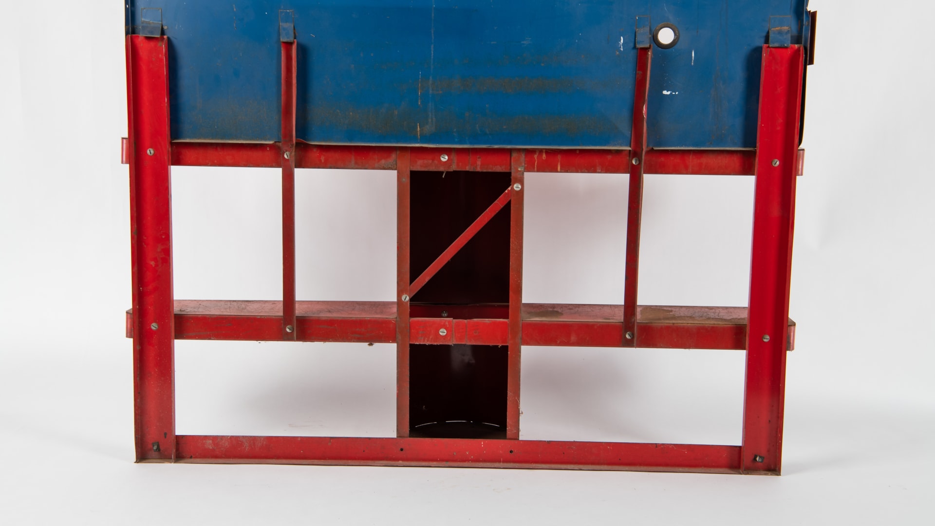 Autolite Battery Display Rack at Indy 2023 as M26 - Mecum Auctions