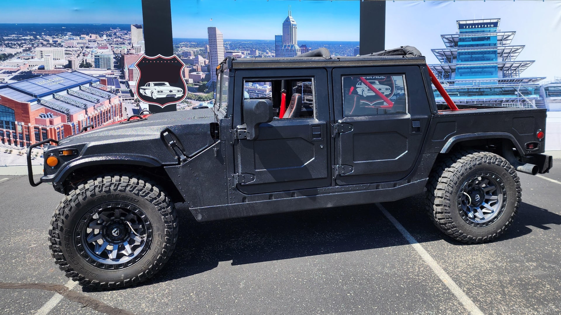 2000 AM General Hummer H1 at Indy 2023 as G252 Mecum Auctions