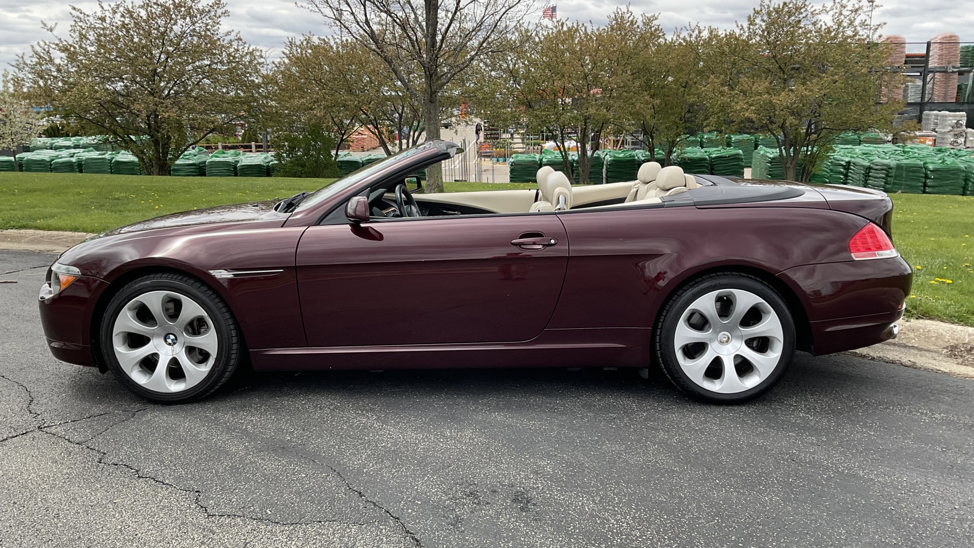 2006 BMW 650i Convertible at Indy 2023 as G62.1 - Mecum Auctions