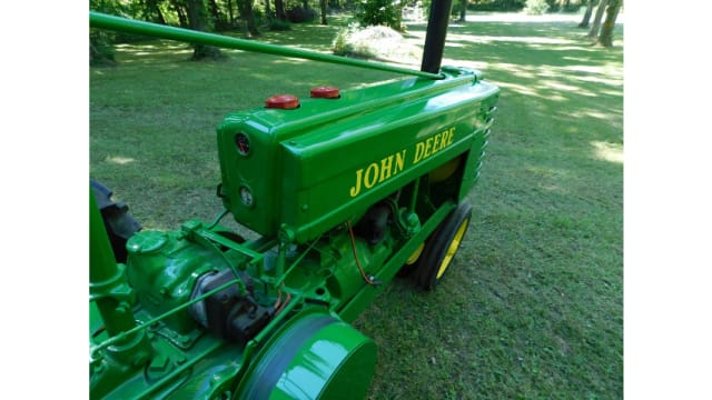 1941 John Deere H At Gone Farmin Iowa Premier 2018 As S144 Mecum