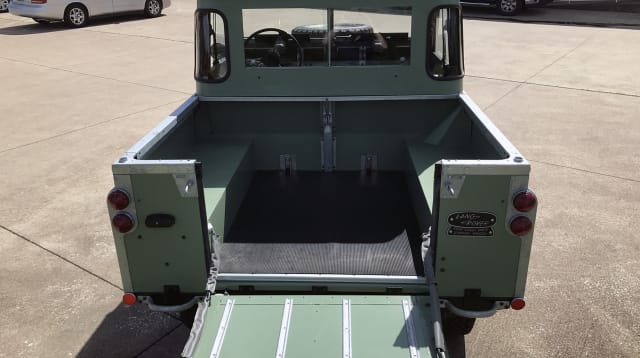 1966 Land Rover at Houston 2017 as T26 - Mecum Auctions