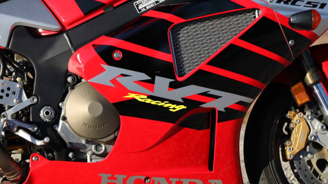 2001 Honda RC51 RVT Racing at Houston 2019 as T228 - Mecum Auctions
