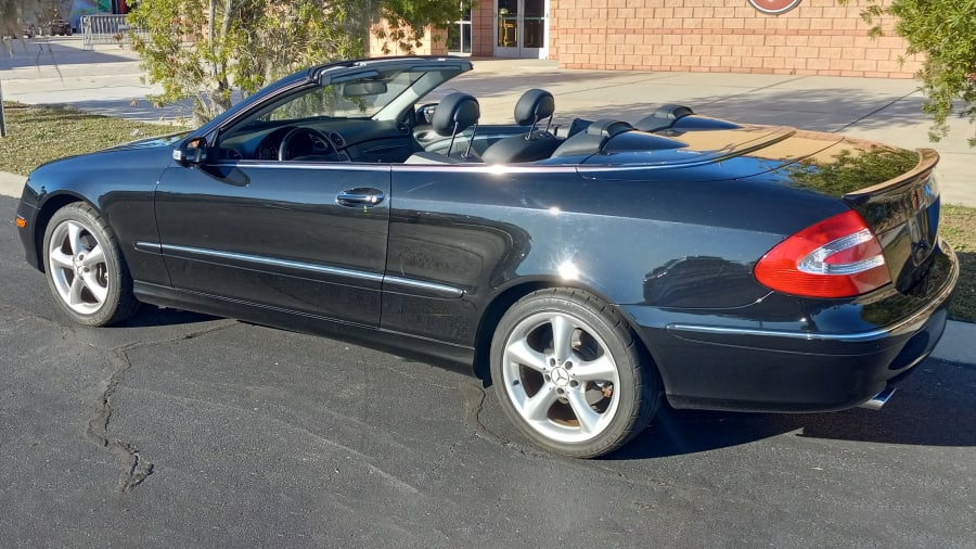 2004 MercedesBenz CLK320 at Kissimmee 2023 as U33.1 Mecum Auctions