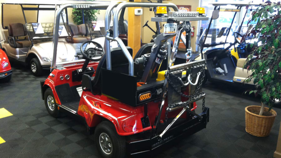 1983 Yamaha Tow Truck Golf Cart at Phoenix 2019 as T281 Mecum Auctions