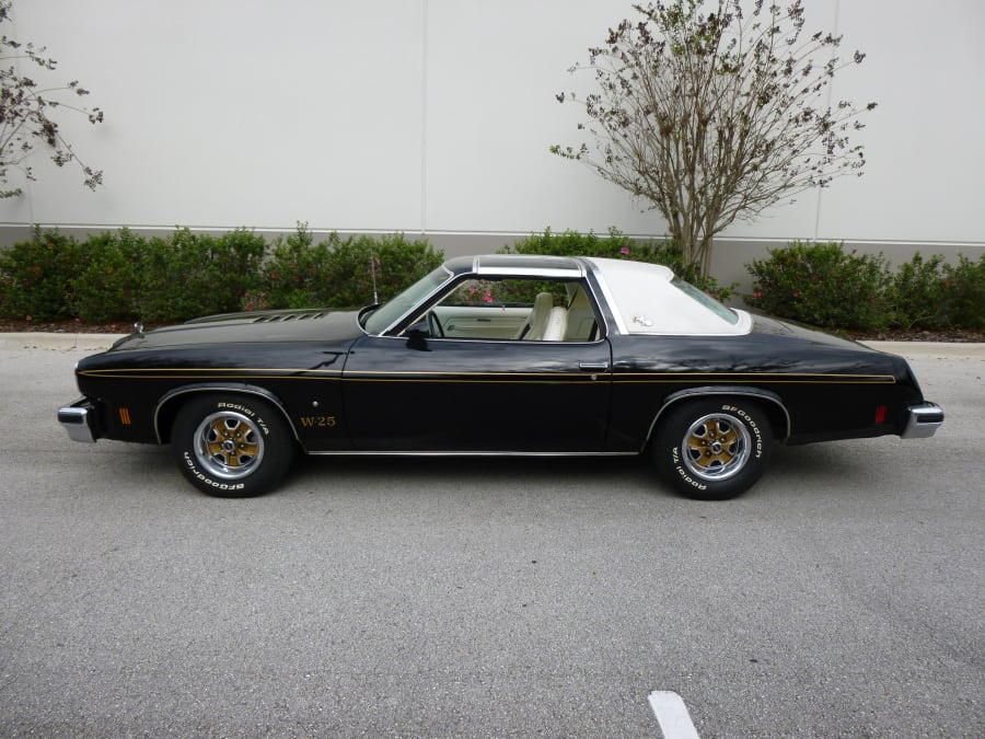 1975 Oldsmobile Hurst Olds at Kissimmee 2014 as K64 - Mecum Auctions