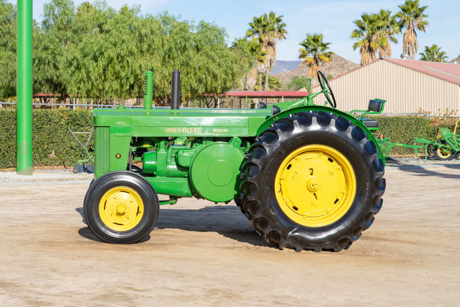 1952 John Deere R at Gone Farmin' Spring Classic 2021 as T86 Mecum