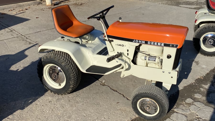 1969 John Deere 140 Patio Tractor at Gone Farmin' Spring Classic 2022