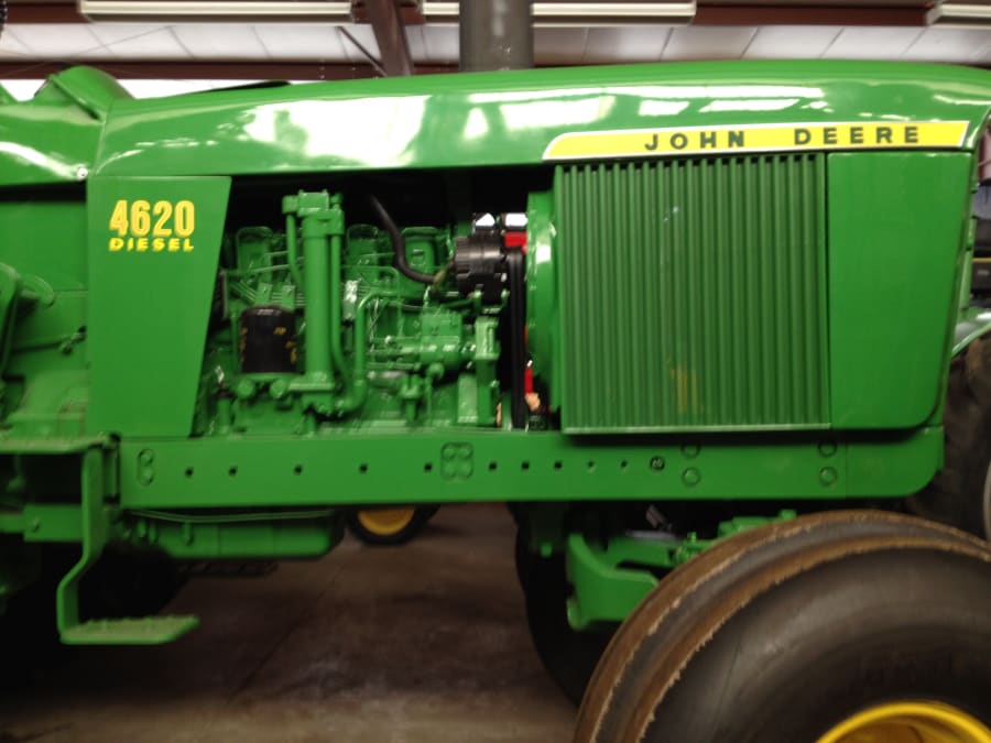 1972 John Deere 4620 at Gone Farmin' Spring Classic 2015 as F90 Mecum