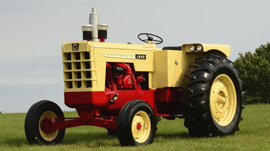1964 Cockshutt 1900 GM Diesel at Gone Farmin' Iowa Premier 2015 as F21