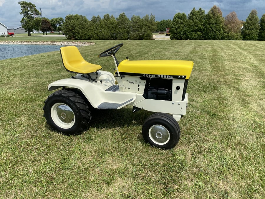 1970 John Deere 120 Patio Tractor at Gone Farmin' Fall Premier 2022 as