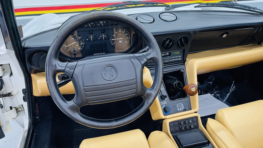1991 Alfa Romeo Spider at Indy 2022 as W60.1 - Mecum Auctions