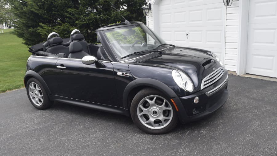 2006 Mini Cooper S Convertible at Harrisburg 2023 as W124 Mecum Auctions