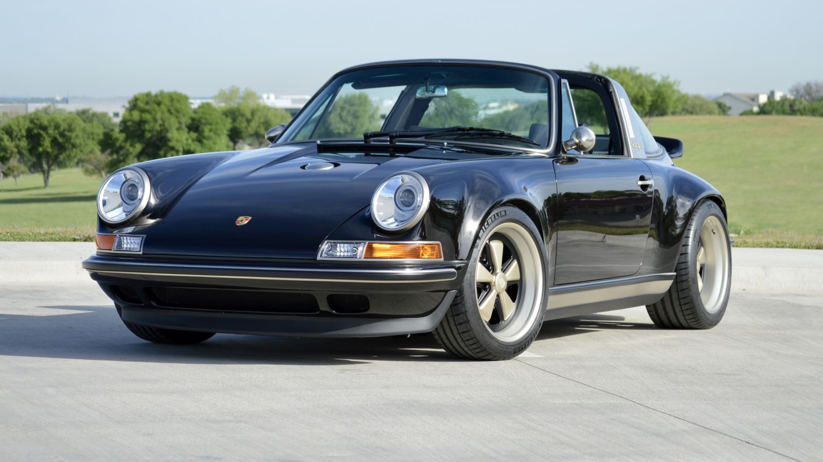 1992 Porsche 911 Targa by Singer