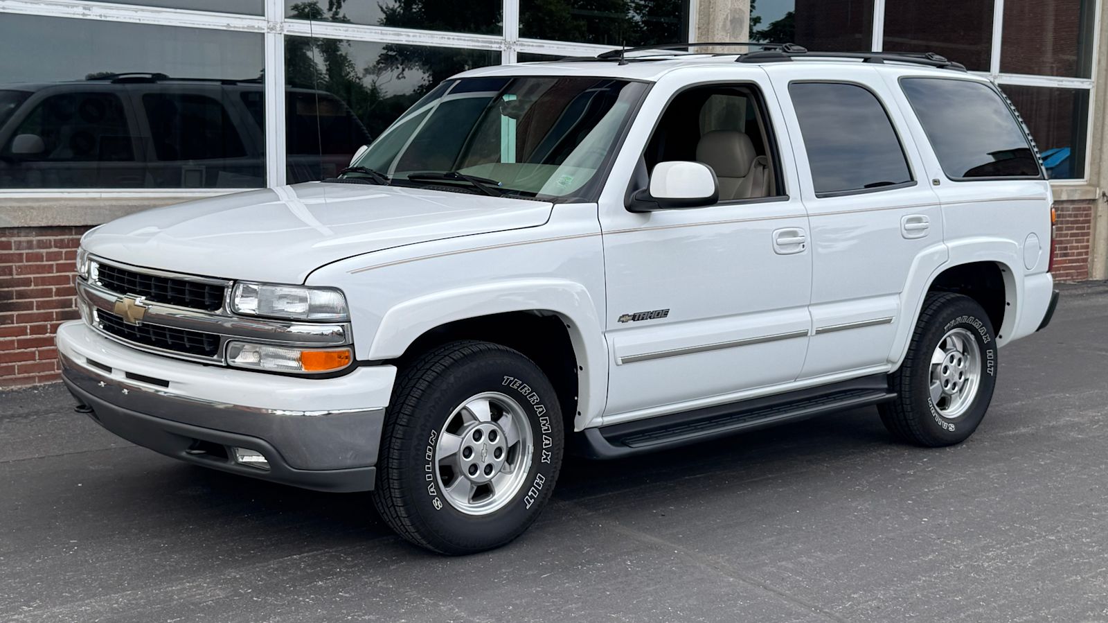 1GNEK13Z52J145510